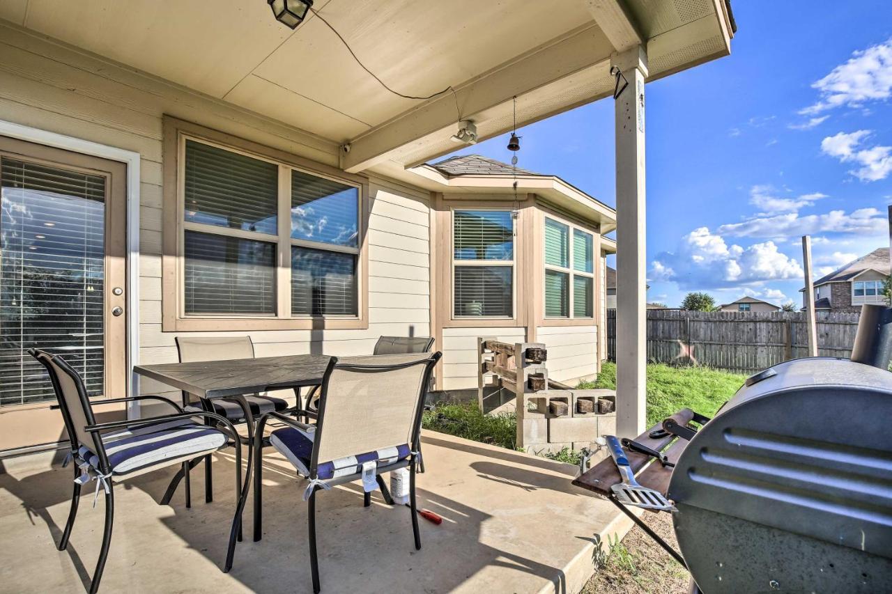 San Antonio Home With Yard About 8 Mi To Lackland! Exterior photo
