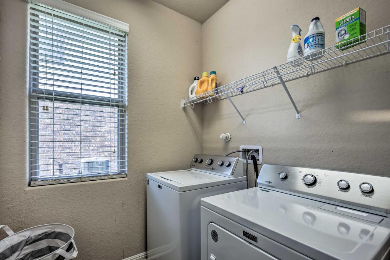 San Antonio Home With Yard About 8 Mi To Lackland! Exterior photo